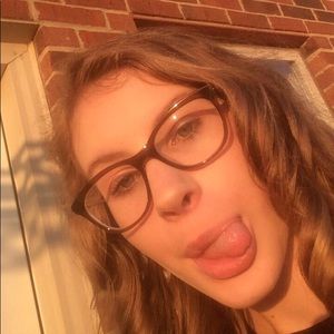 Meet your Posher, Tori